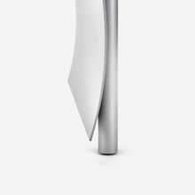 画像をギャラリービューアに読み込む, th chair〈silver〉