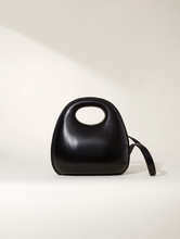 画像をギャラリービューアに読み込む, Egg bag 〈Black〉