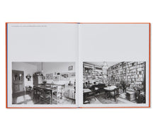 画像をギャラリービューアに読み込む, BERLIN LIVING ROOMS by Dominique Nabokov
