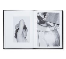 画像をギャラリービューアに読み込む, ICONOGRAPHY - XXV Figures of Jeanne Damas by Vincent Ferrané
