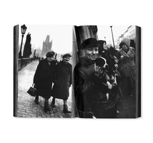 画像をギャラリービューアに読み込む, EUROPEAN DIARY 1983-1984 by Keizo Kitajima [SIGNED]
