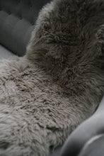 画像をギャラリービューアに読み込む, sheep skin cover〈 Light brown〉
